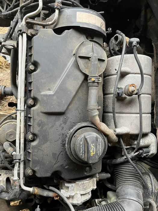Injector 038130073AK Volkswagen Golf 5 2.0 SDI BDK 2005