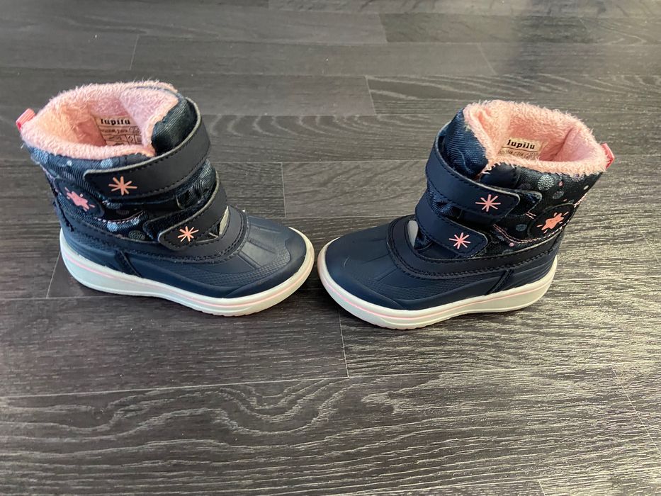 Детски ботуши и сандали 24-25 номер и Прески 29н.