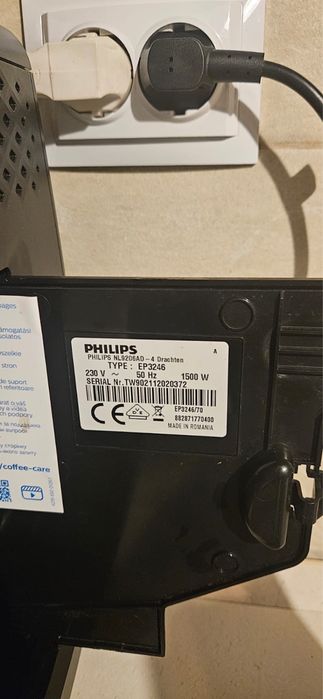 Vând expresor automat Philips EP3246