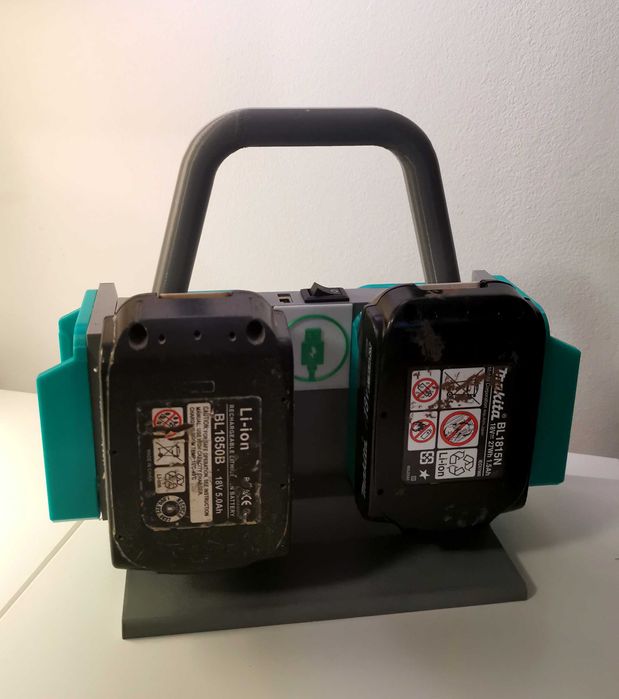 Suport organizare 6x Acumulatori Makita 18V incarcator USB Print 3D