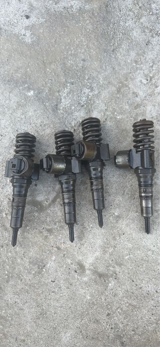 Injectoare Audi BRE