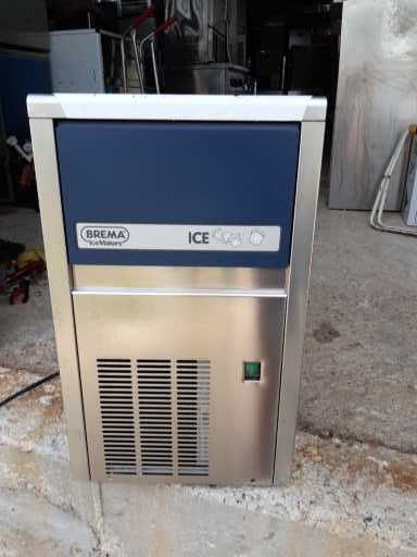 Професионален Ледогенератор Brema