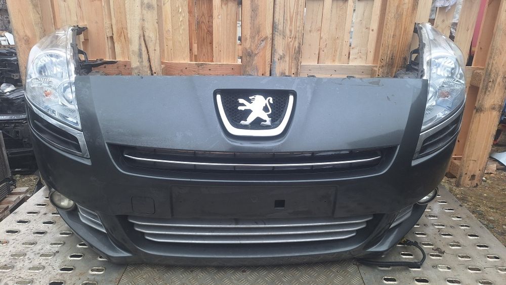 Faruri tragar peugeot 5008 1.6 hdi euro 5 2012