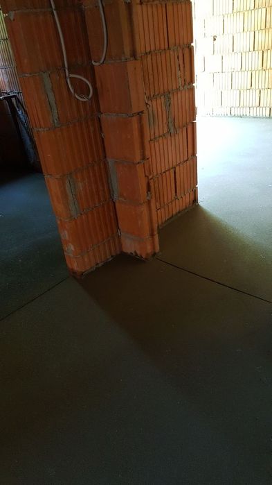 Sape mecanizate sape sape sape elicopterizate si izolatii cu celuloză