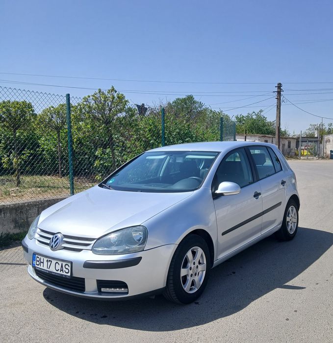 VW Golf 5  1,4 MPI benzina Climatronic .