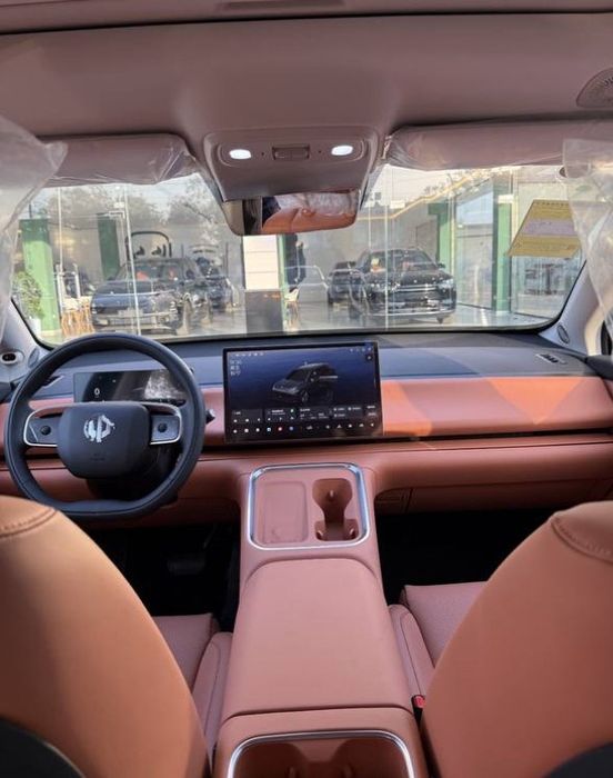 Leapmotor restyling C16 keldi