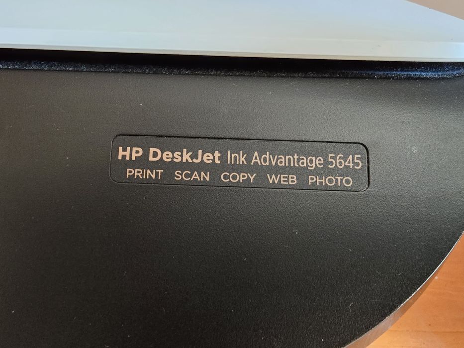 Vând imprimanta HP ,superbă