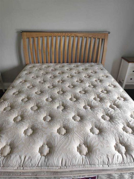 Spălare Saltele, Canapele,Covor – Rezultate Impecabile!