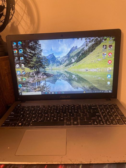 Laptop ASUS Vivobook