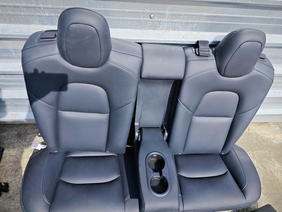 Рекаро кожен салон Tesla Model 3 седалки Тесла Модел 3 подгрев ел Н127