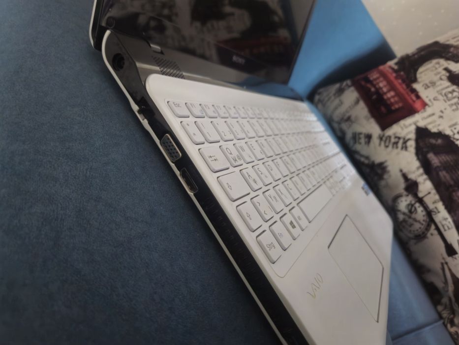 Ноутбук Sony VAlO