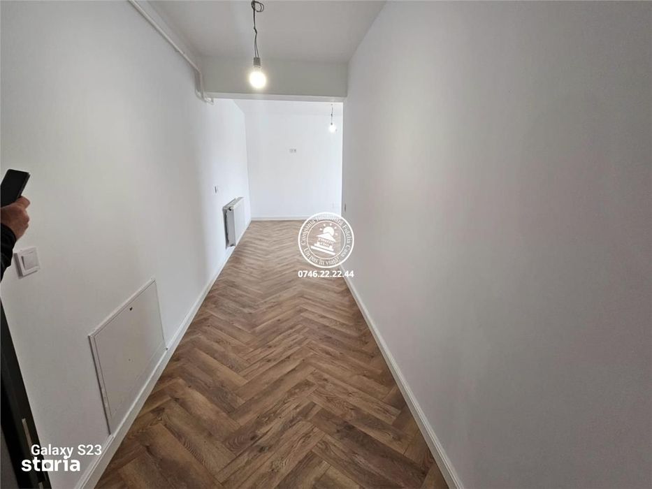 Apartament 3 camere de vanzare Frumoasa-Hlincea — fotografia 1