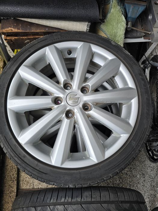 Гуми с джанти 6.5Jx17" 5x114.3