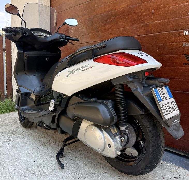 XMax   250 yamaha