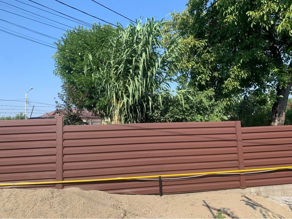 Garduri si porți detalii la telefon