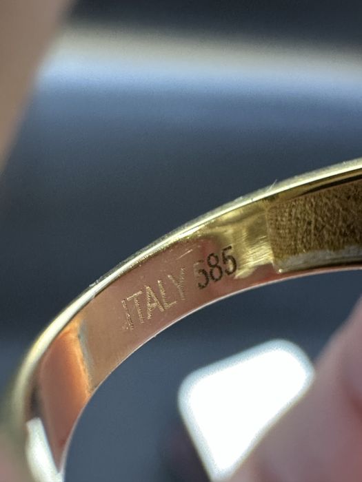 Золото 585  Кольцо Масса: 3,9