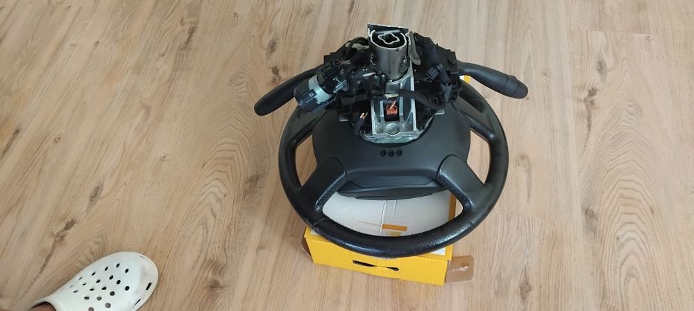 Мултифункционален волан с аербег airbag и лентов кабел + лост за мигач