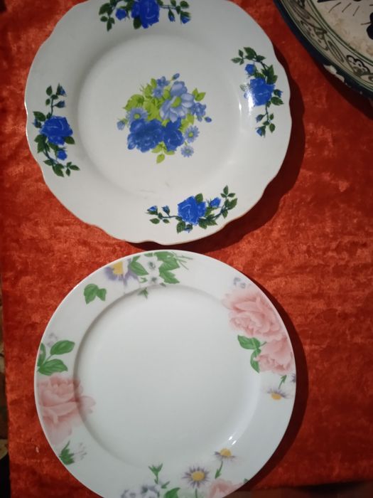 Тарелки мелкие и глубокие, большие и маленькие, салатницы Новые