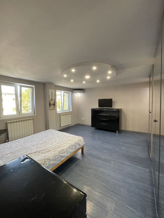 Vand apartament!