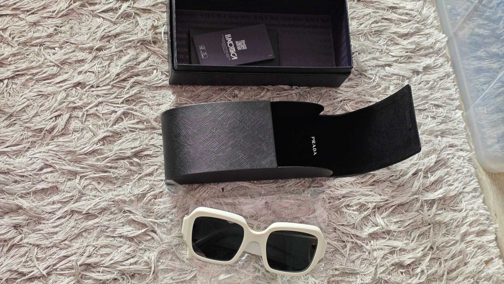 Ochelari de soare Prada PR 28ZS 17K08Z, marime 53/22/145, sigilati