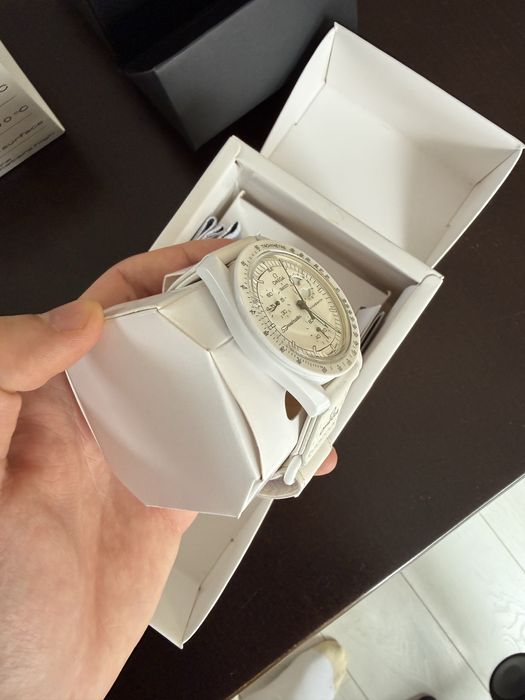 Omega X Swatch  Moonswatch Mission on Earth/Moon