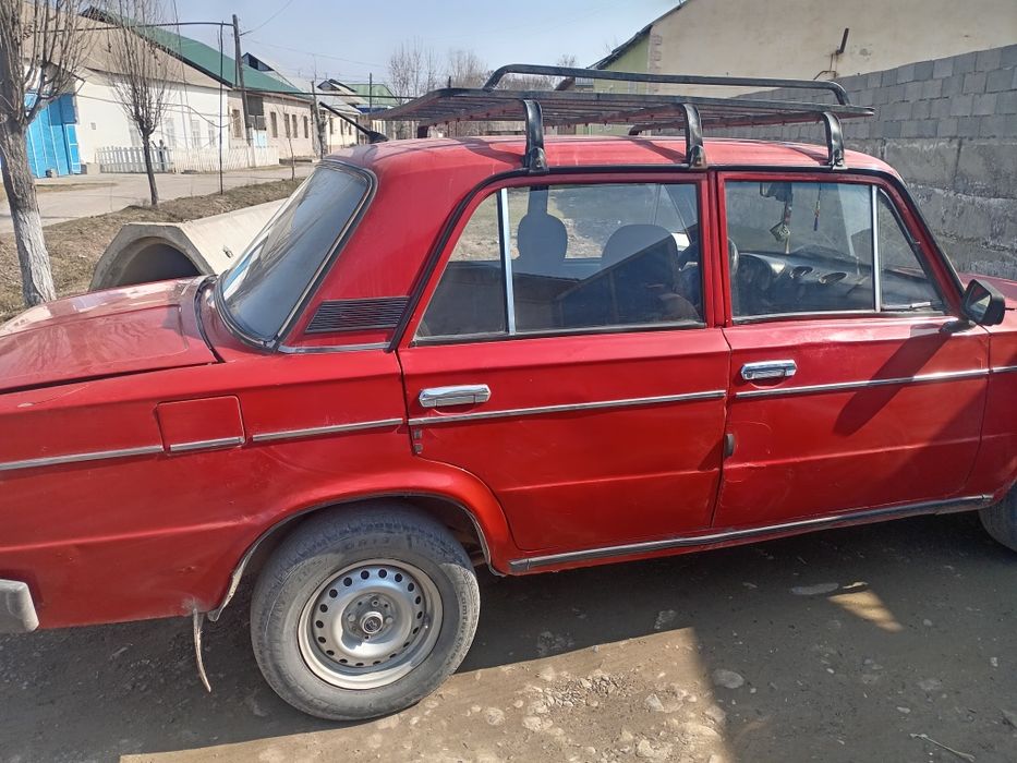 2106 jiguli sotiladi