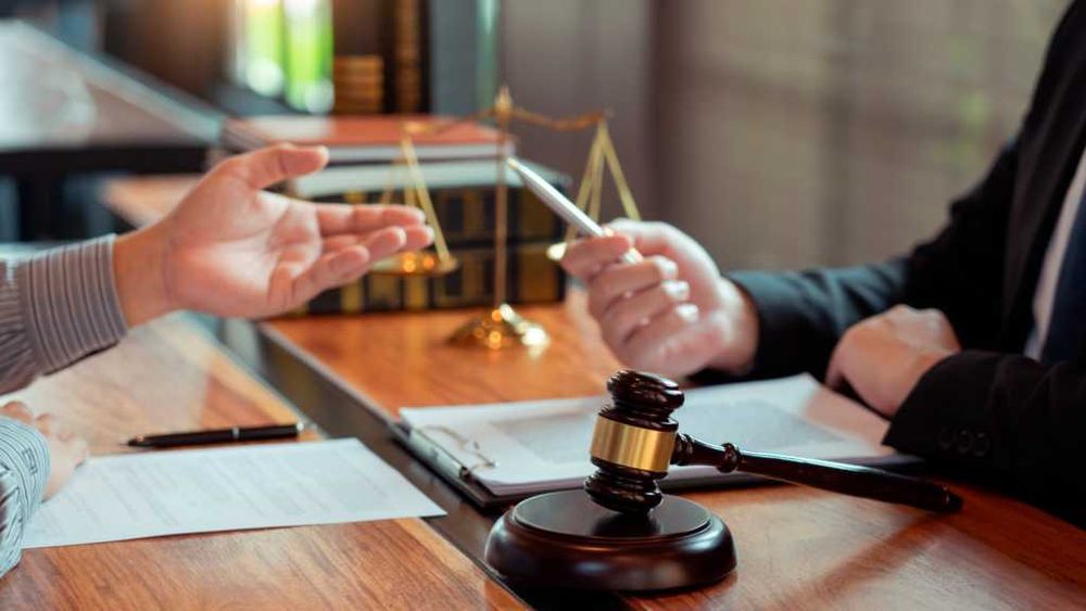 Адвокат по семейным спорам