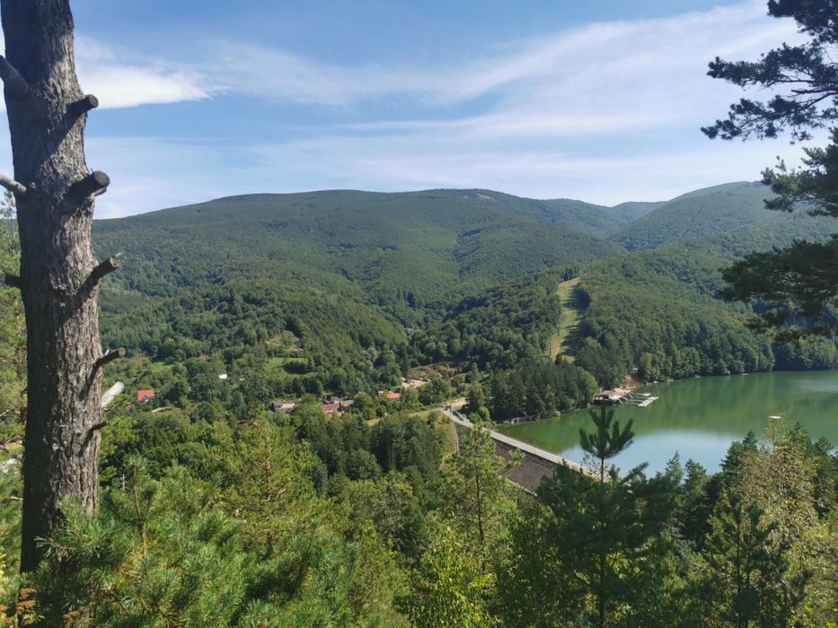 Proprietar,vand teren in Valiug