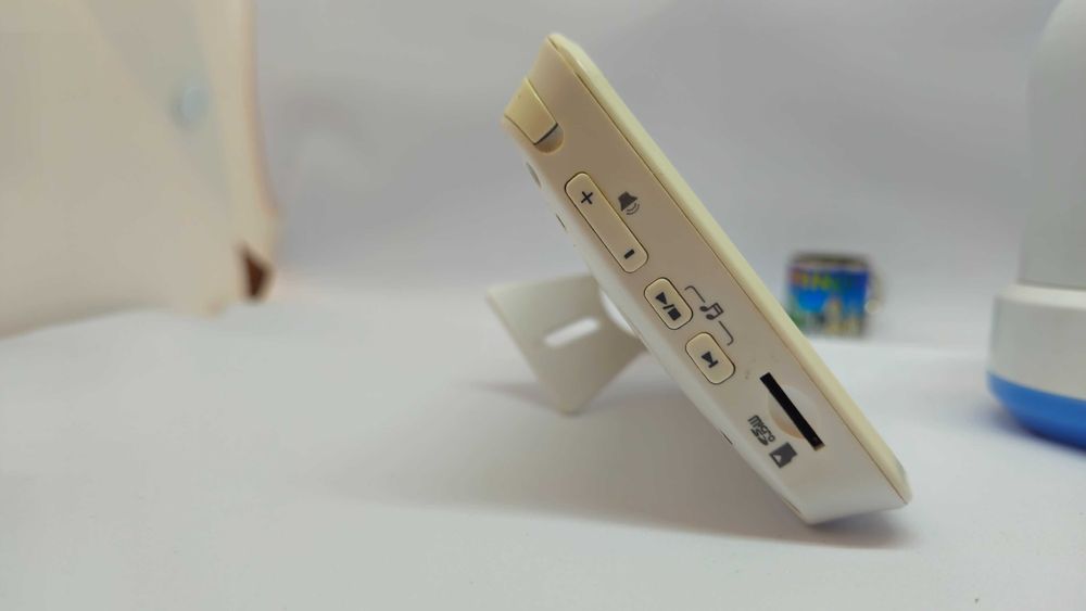 Бебефон Luvion Internet