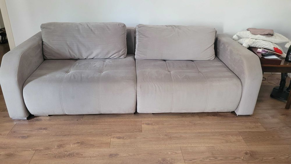 Canapea extensibila culoarea gri deschis