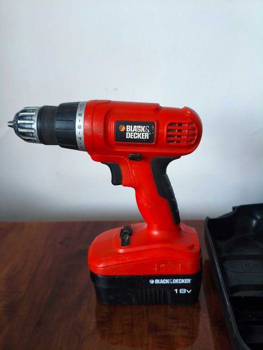 Vand autofiletanta Black &Decker 18 v