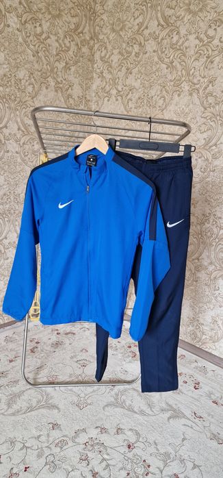 Спортивный костюм Nike для мальчика