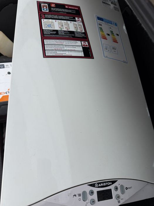 Ariston Cares premium piese placa vana ventilator schimbator pompa