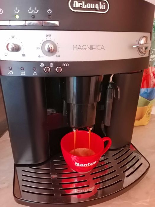 Кафемашина кафеавтомат Delonghi magnifica Esam 3200s