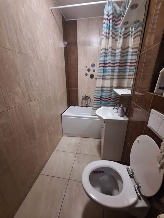 Inchiriez apartament cu o camera