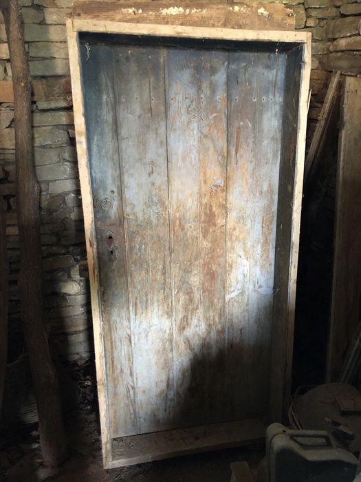 Врати и прозорци