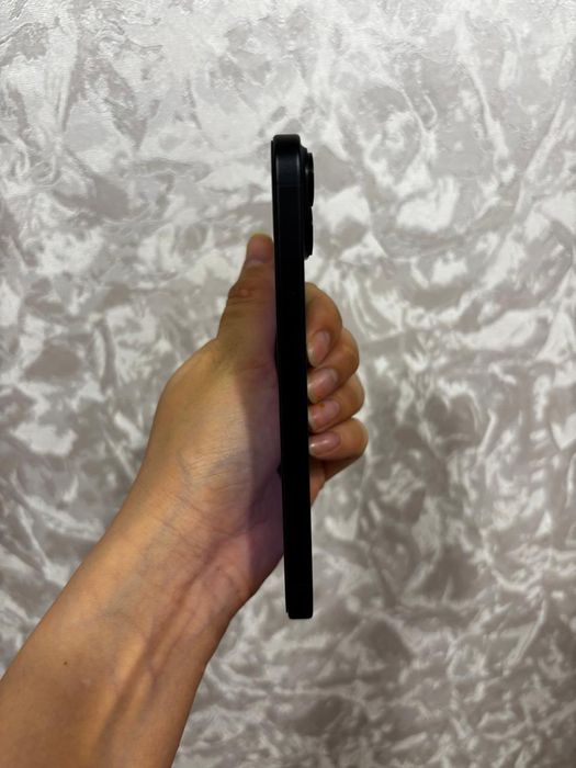 Айфон 15 128гб в идеале