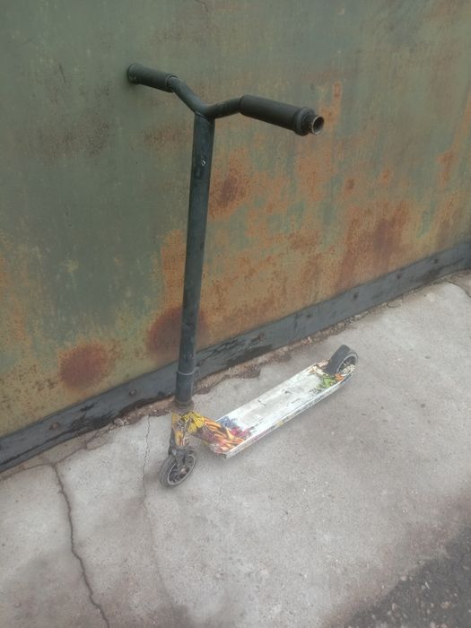 Продам трюковой самокат