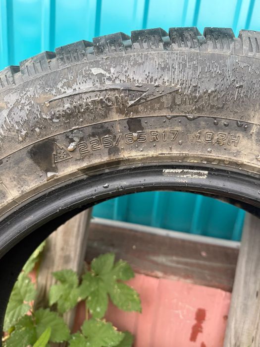 Продам зимние шины на 17