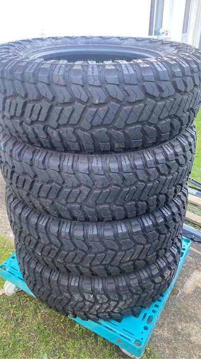 Cauciucuri offroad 285 70 18, Renegade