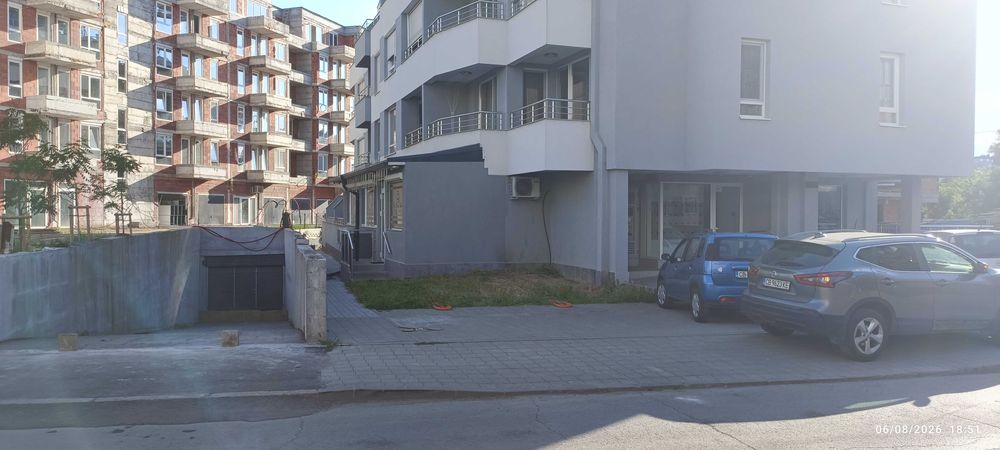 Паркомясто за продажба - надземно