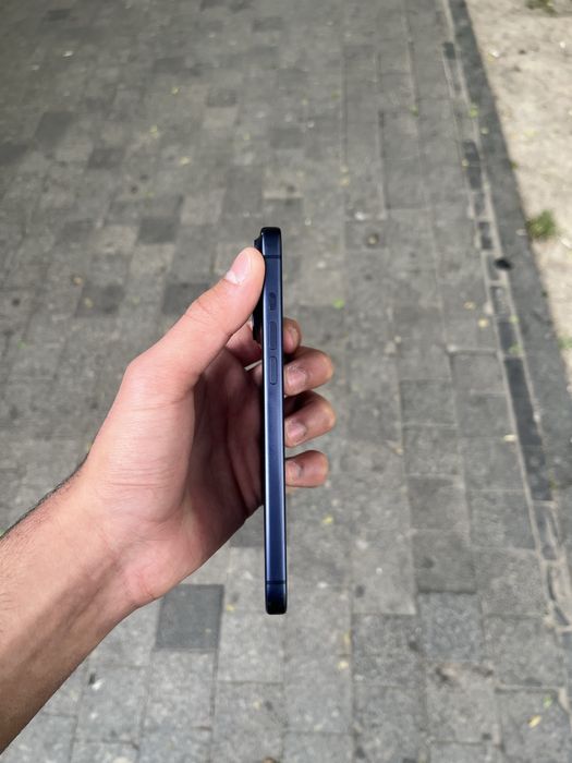 Продам Iphone 17 Pro Max 256gb E-sim