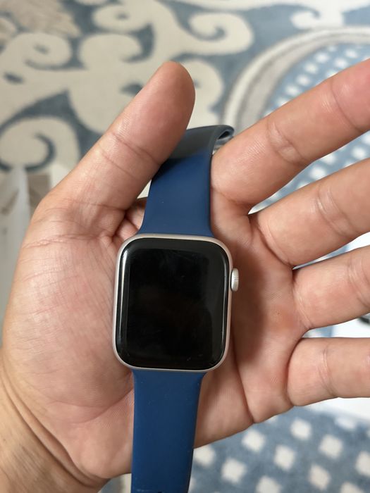 Apple Watch SE Gen 2 44 mm