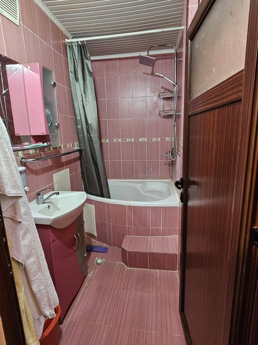 Продава се Тристаен апартамент в Разград, Орел - 76 кв.м за 1074 €/кв.м - Снимка #9