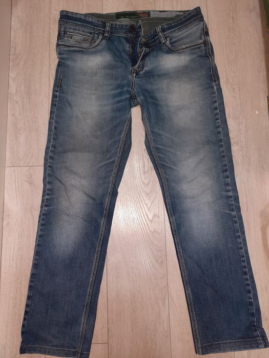 Джинсы мужские .