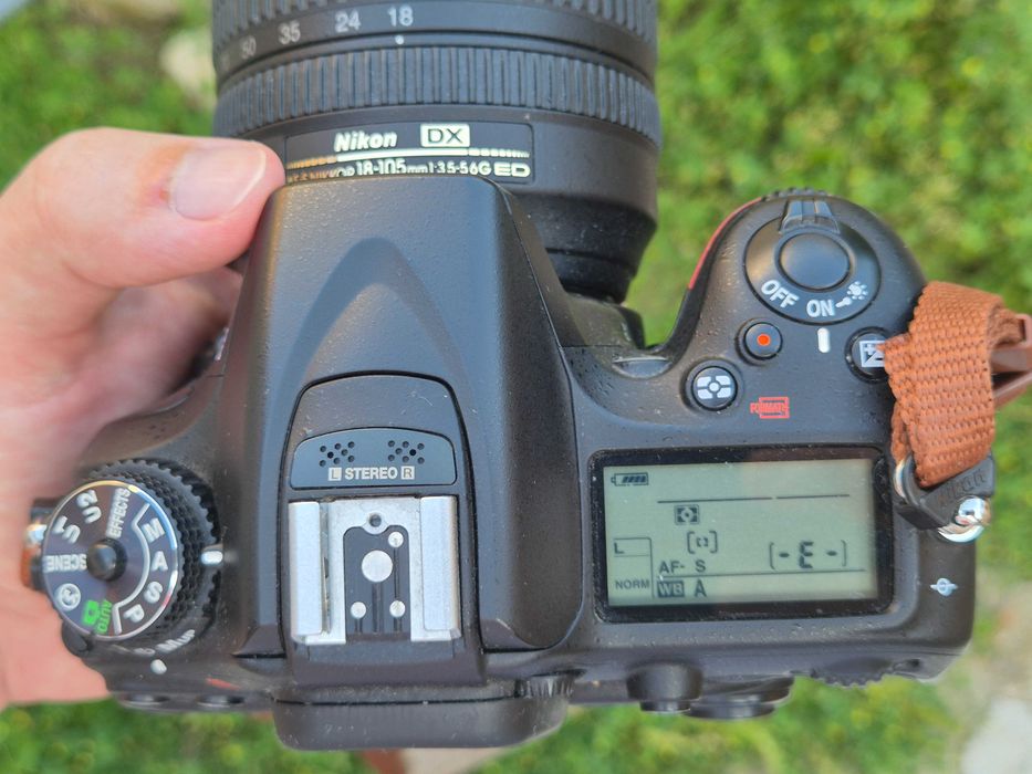 Nikon D7100 плюс 18-105 и 50мм 1.8G В ЧУДЕСНО СЪСТОЯНИЕ