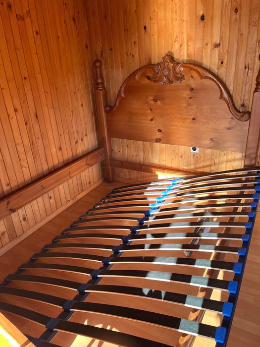 Легло от естествено дърво + подматрачна рамка