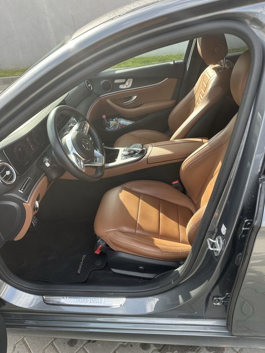 Mercedes-Benz E300de