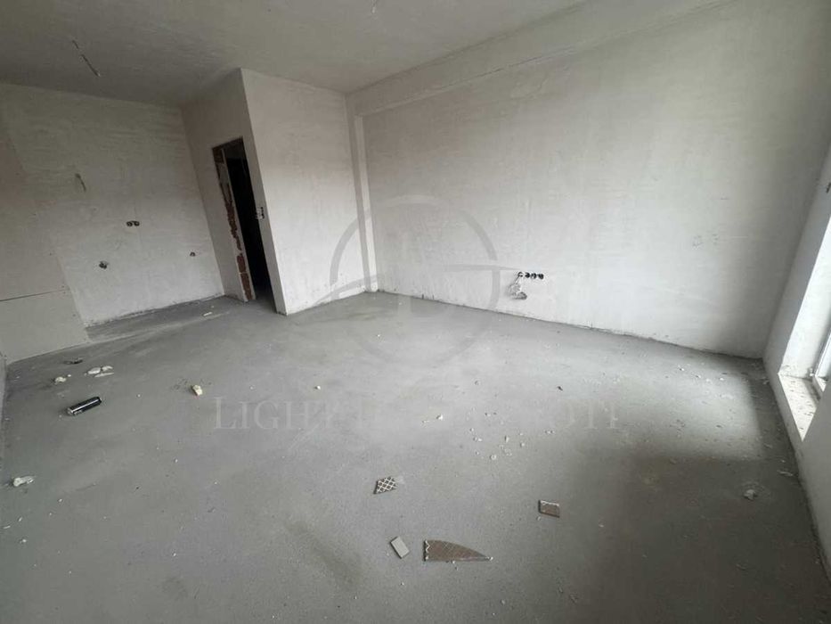 Продава се Двустаен апартамент в Пловдив, Кючук Париж - 67 кв.м за 1224 €/кв.м - Снимка #2