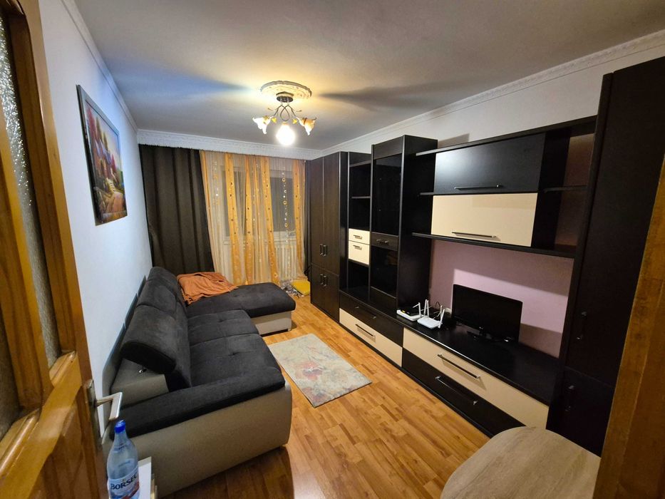 Inchiriez apartament 2 camere decomandat, Cetate